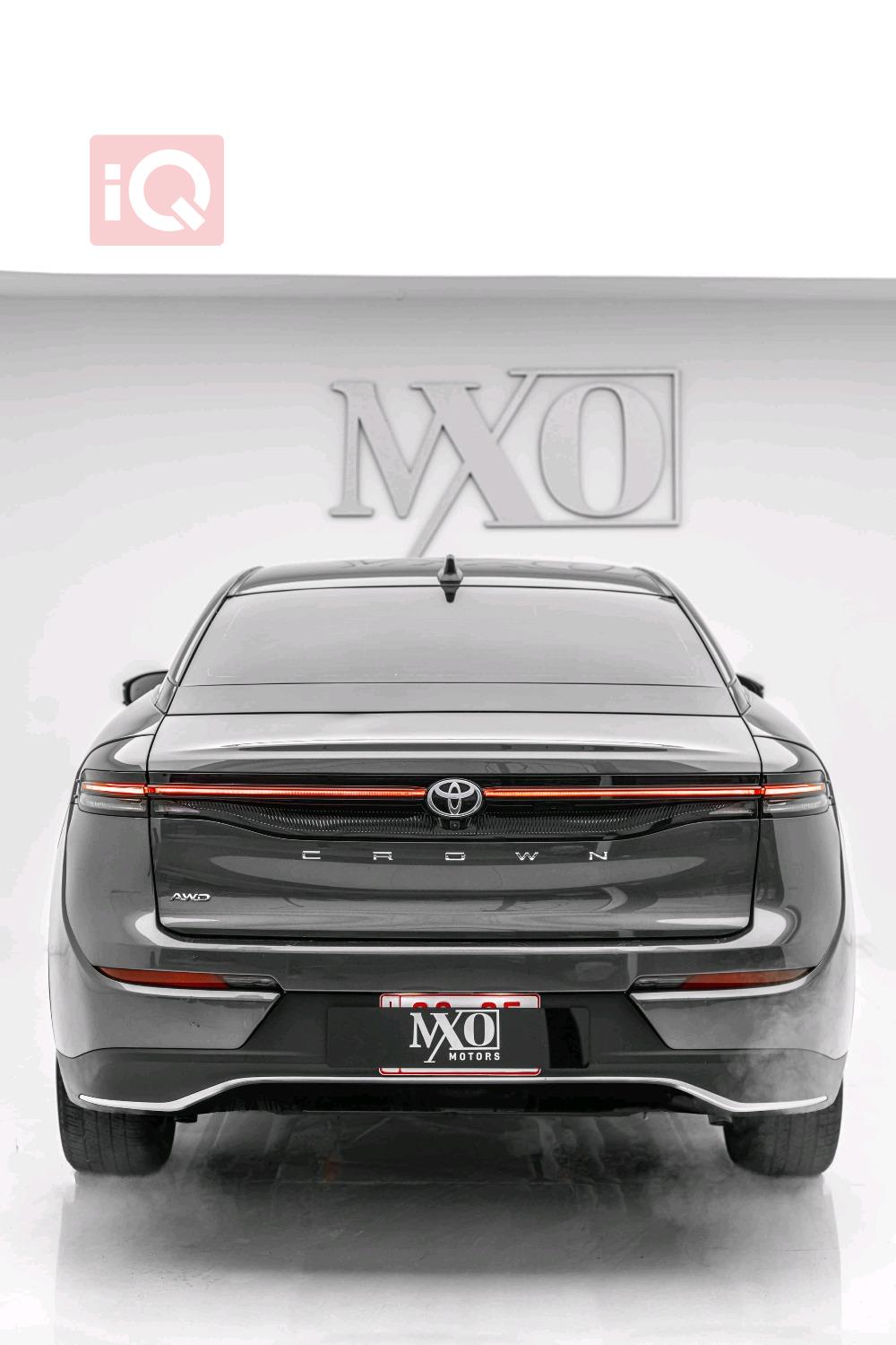 تۆیۆتا کراون